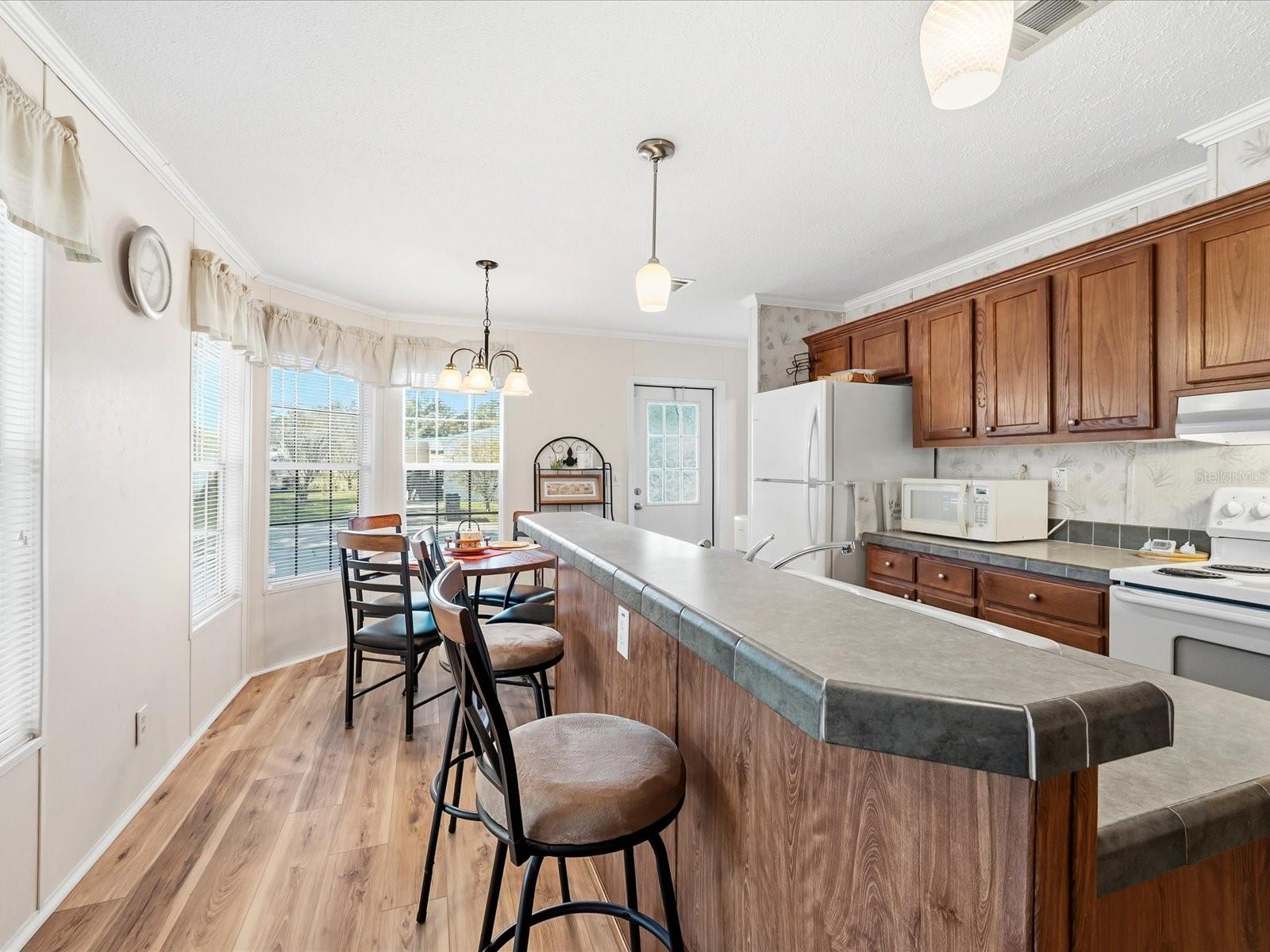 Image 17 of 24 For 444 Skyline Drive W