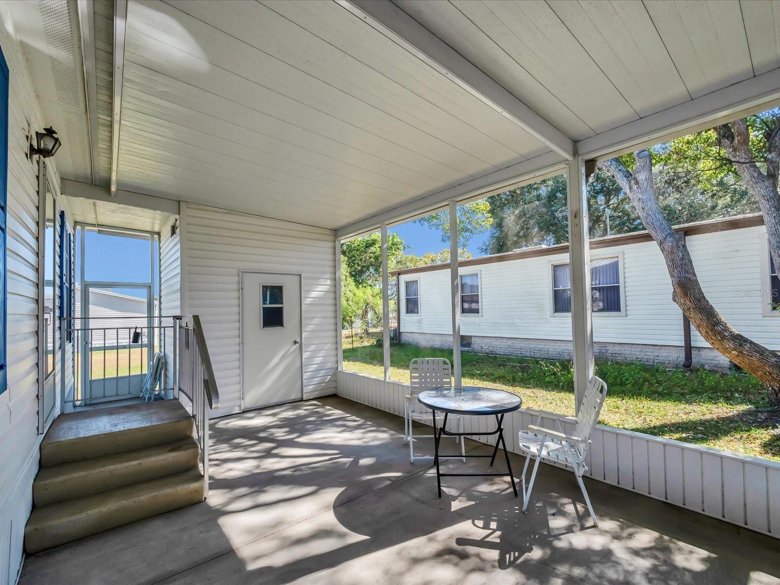 Image 2 of 24 For 444 Skyline Drive W