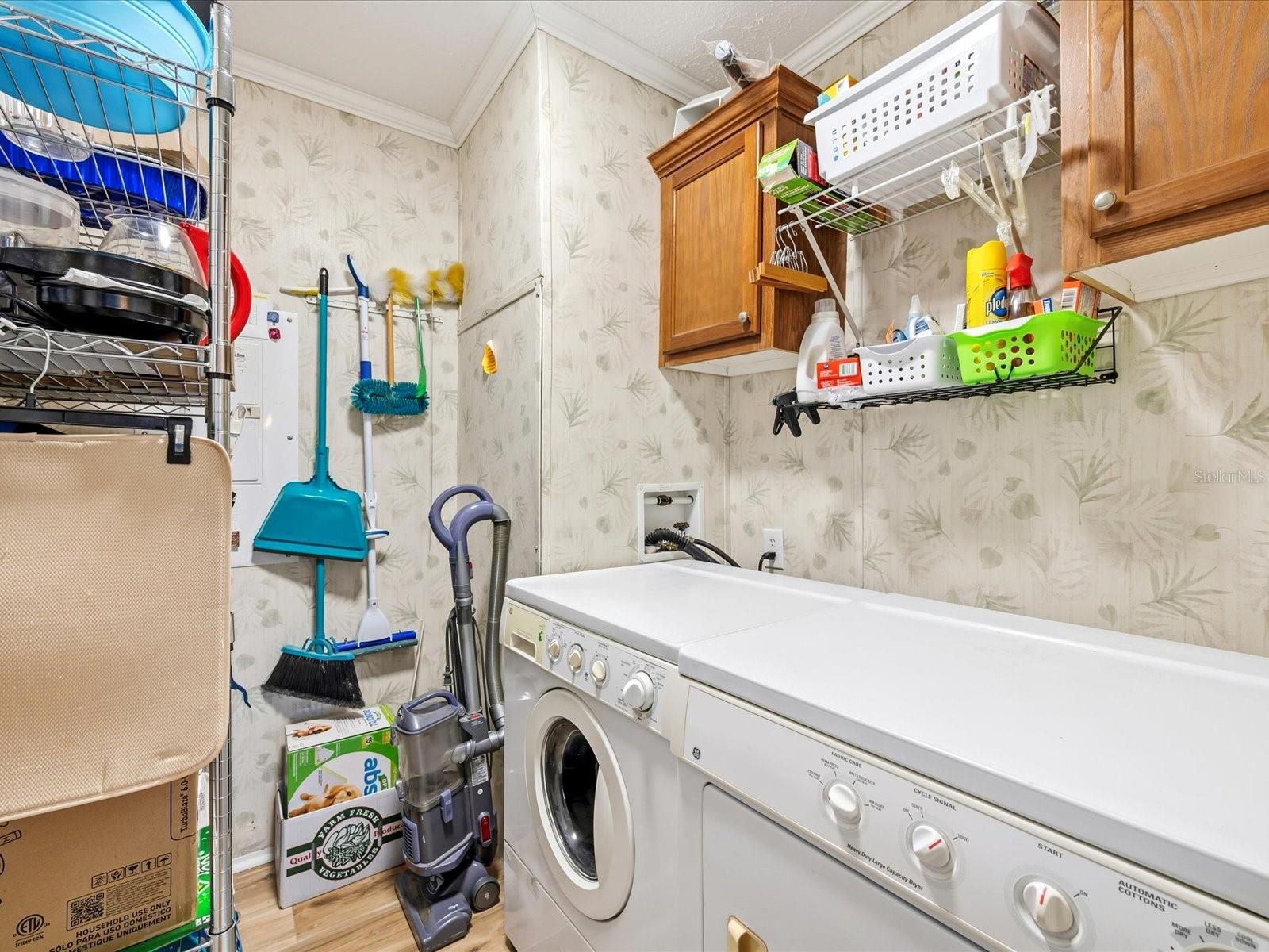 Image 20 of 24 For 444 Skyline Drive W