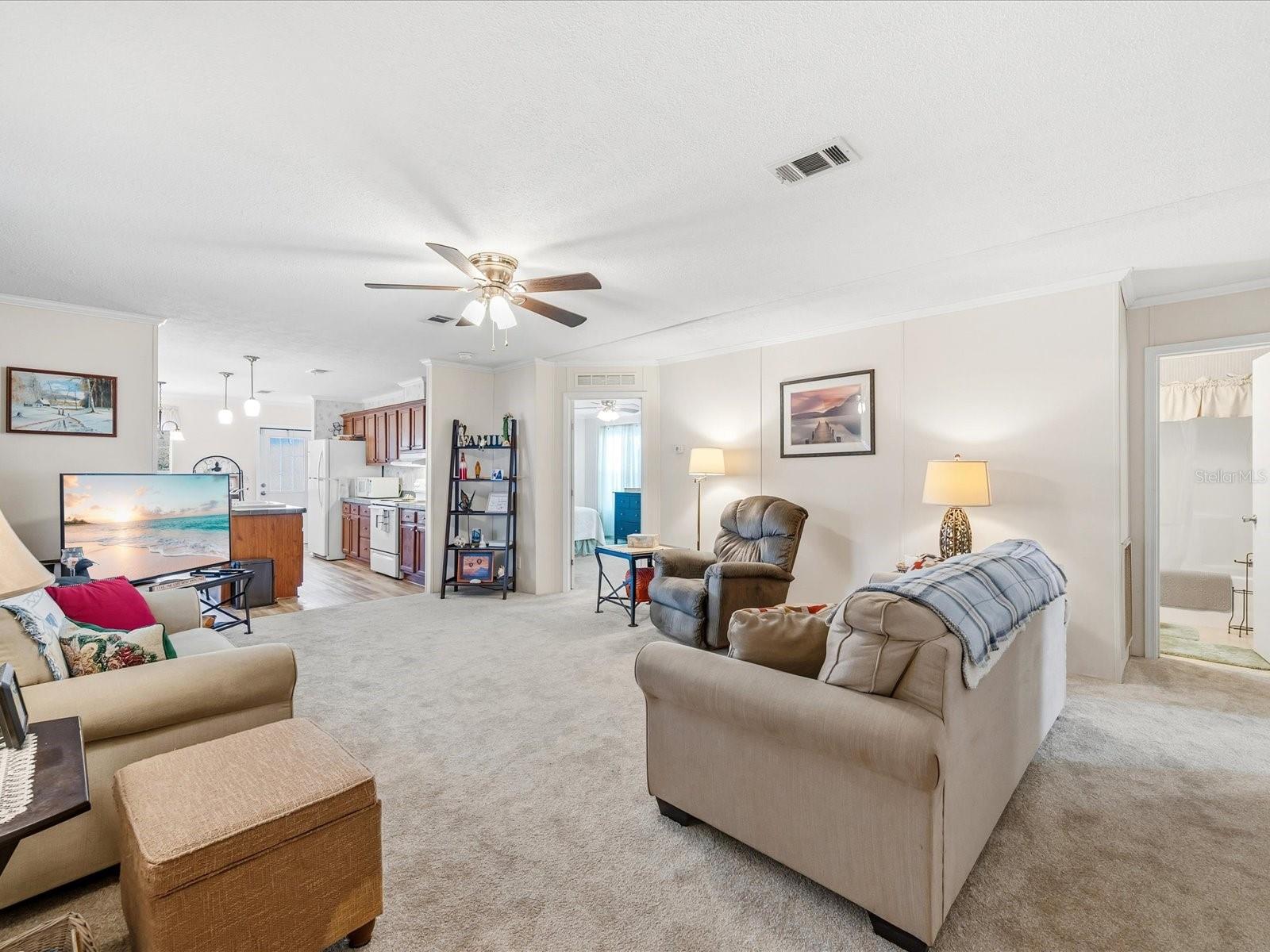 Image 5 of 24 For 444 Skyline Drive W