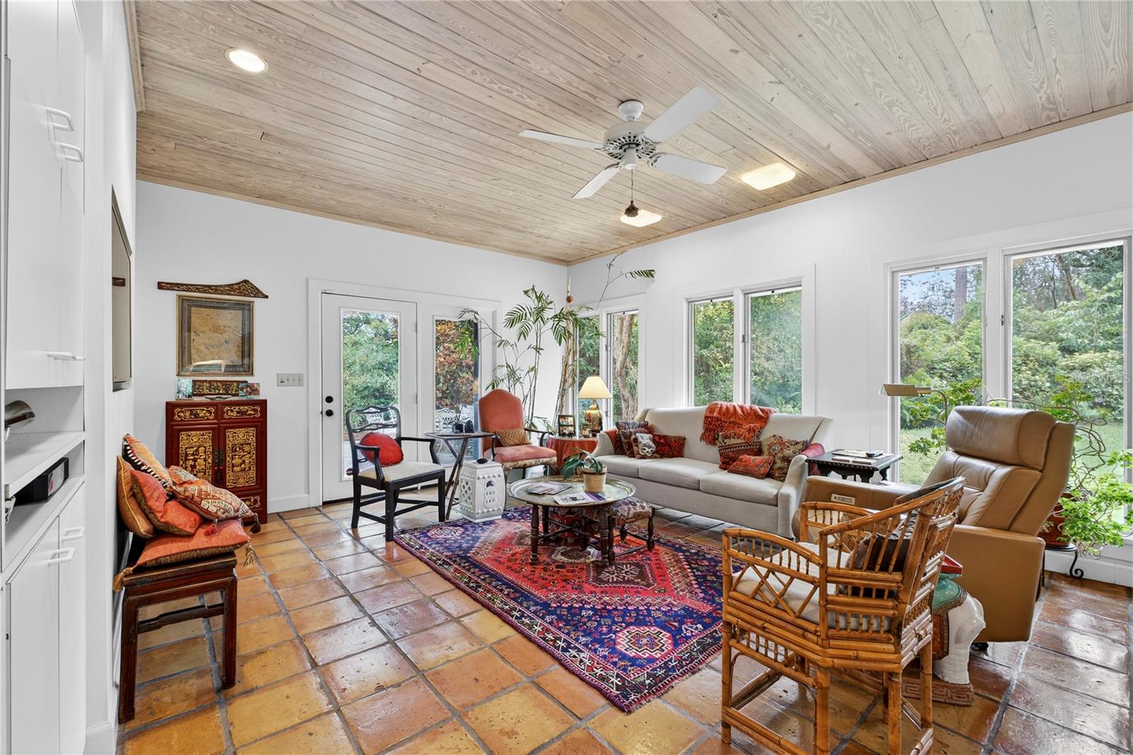 Listing photo id 17 for 3 Brogden Court Se