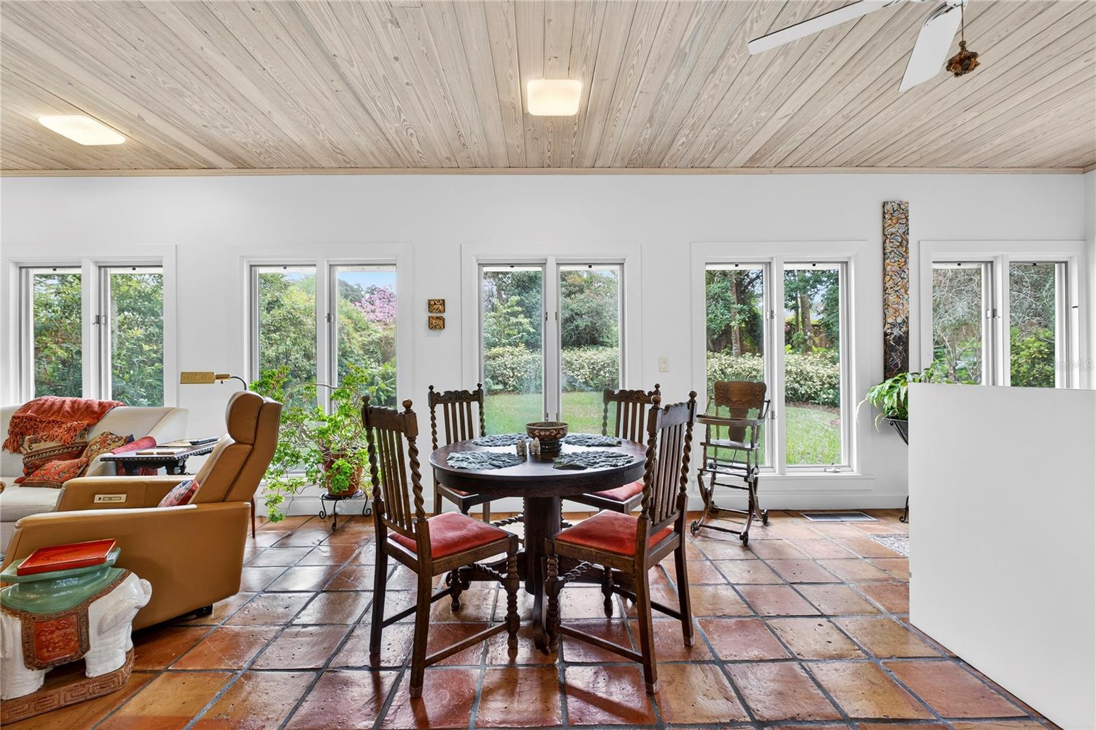 Listing photo id 19 for 3 Brogden Court Se