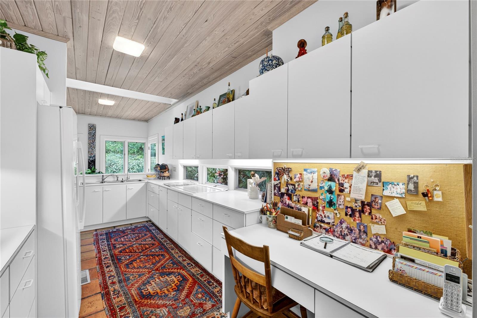 Listing photo id 23 for 3 Brogden Court Se