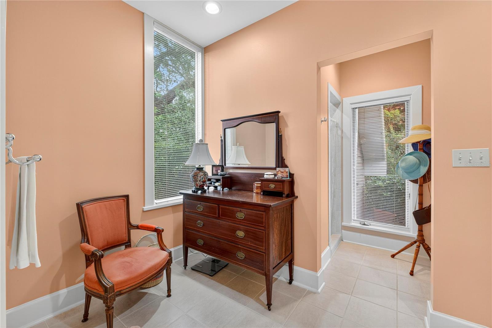 Listing photo id 37 for 3 Brogden Court Se