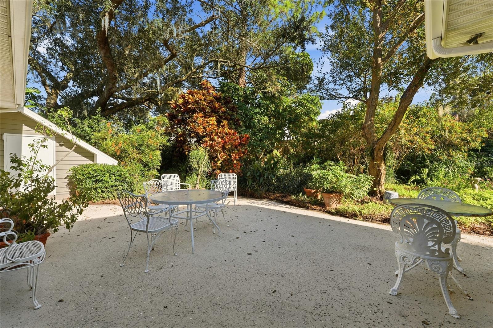 Listing photo id 60 for 3 Brogden Court Se