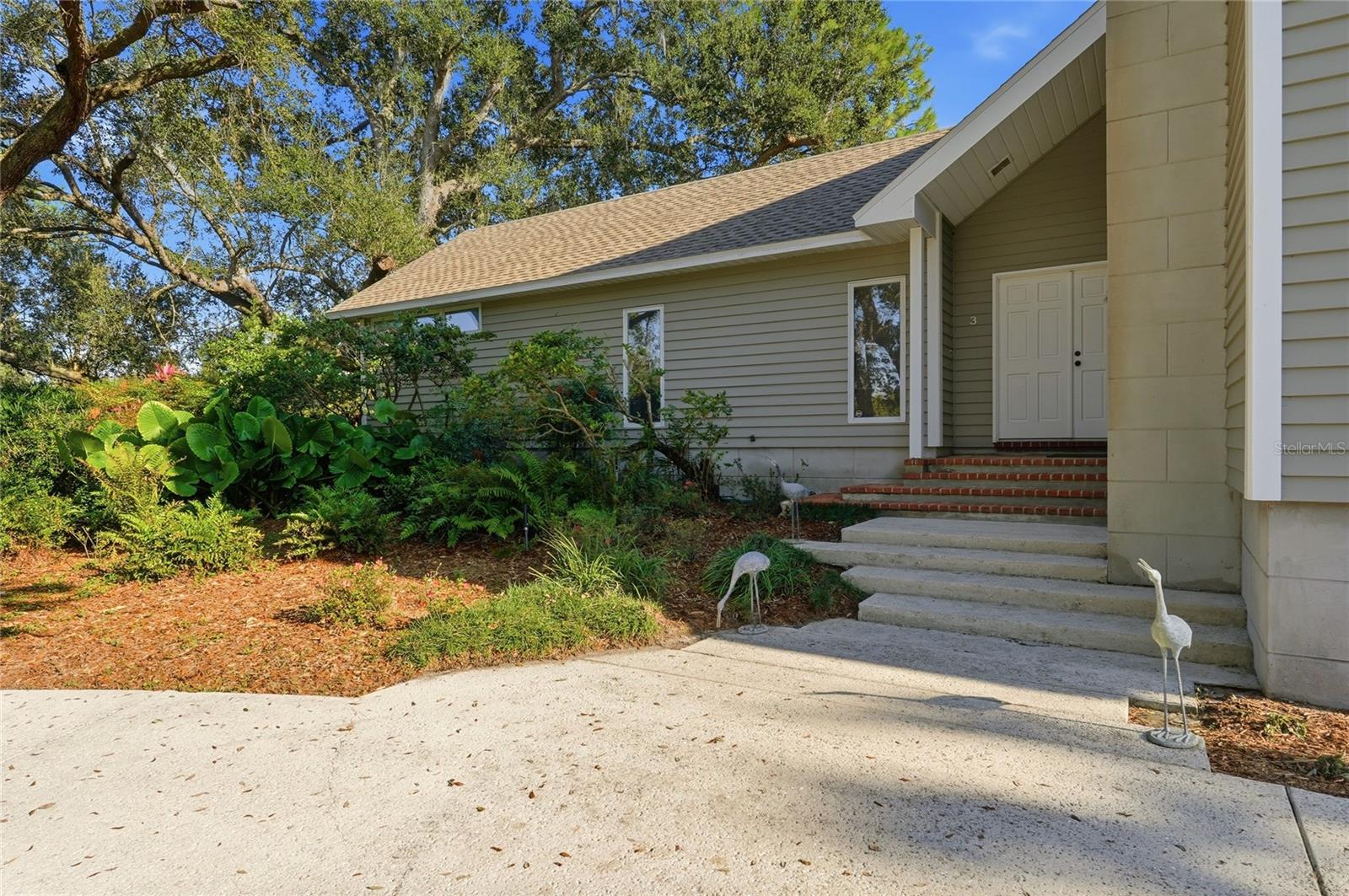 Listing photo id 5 for 3 Brogden Court Se