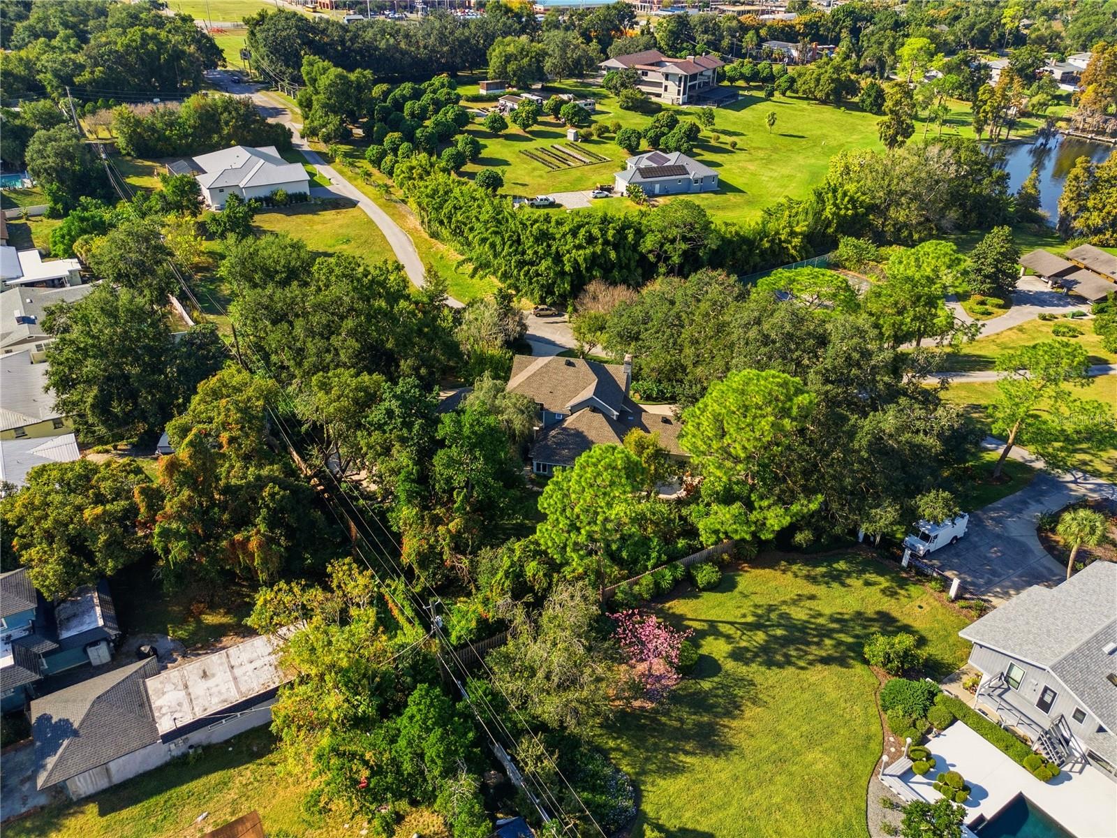 Listing photo id 76 for 3 Brogden Court Se