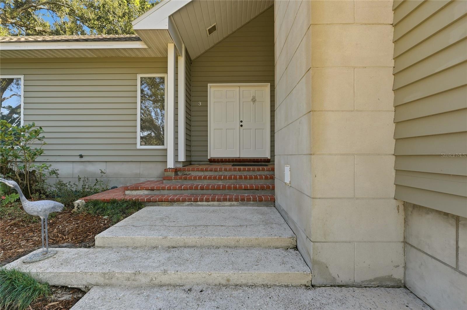 Listing photo id 6 for 3 Brogden Court Se