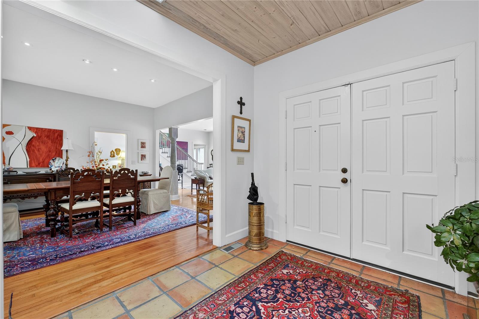 Listing photo id 7 for 3 Brogden Court Se