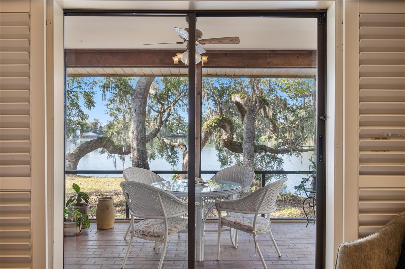 Image 36 of 81 For 521 Century Oak Court