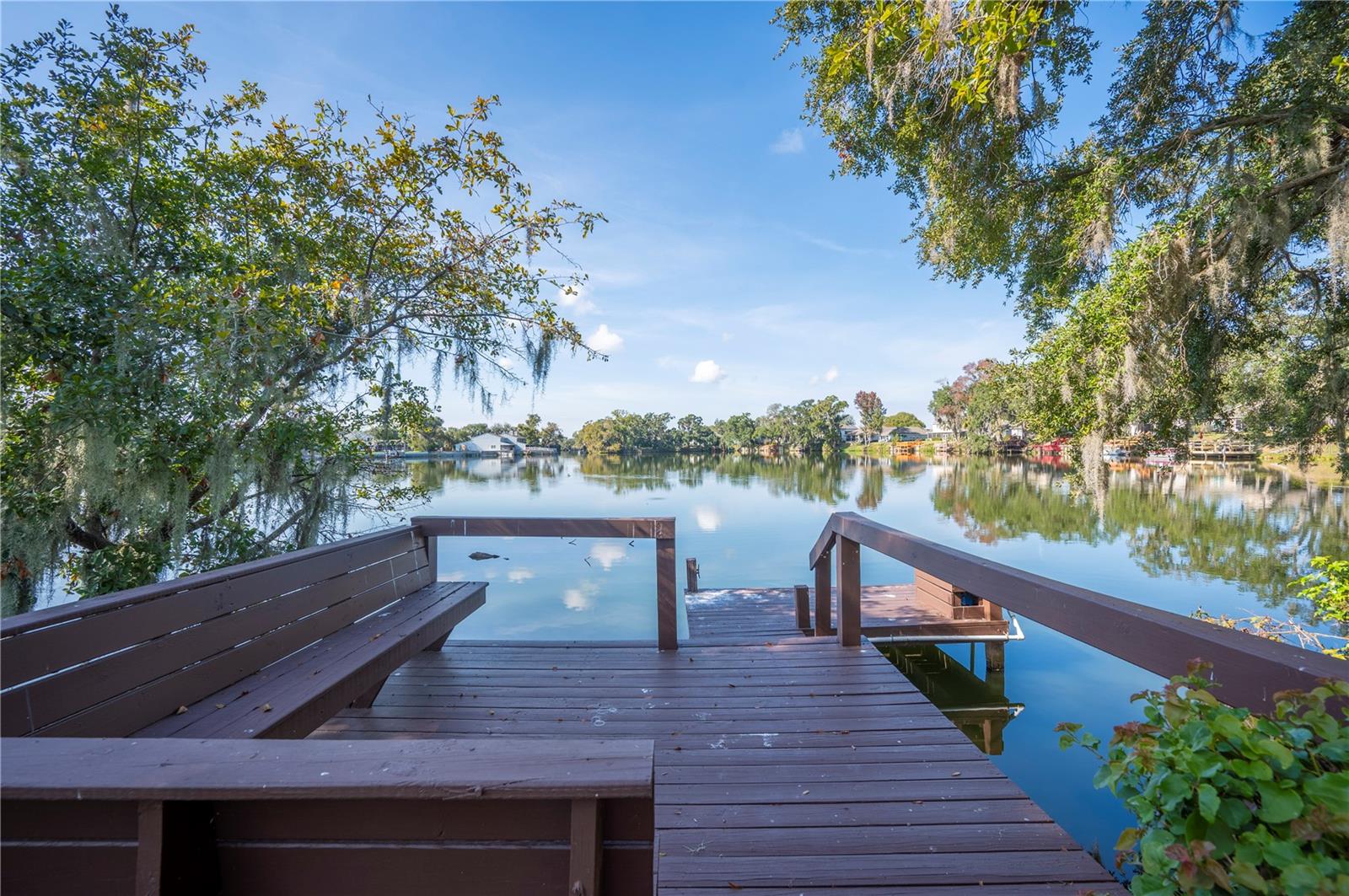 Image 4 of 81 For 521 Century Oak Court