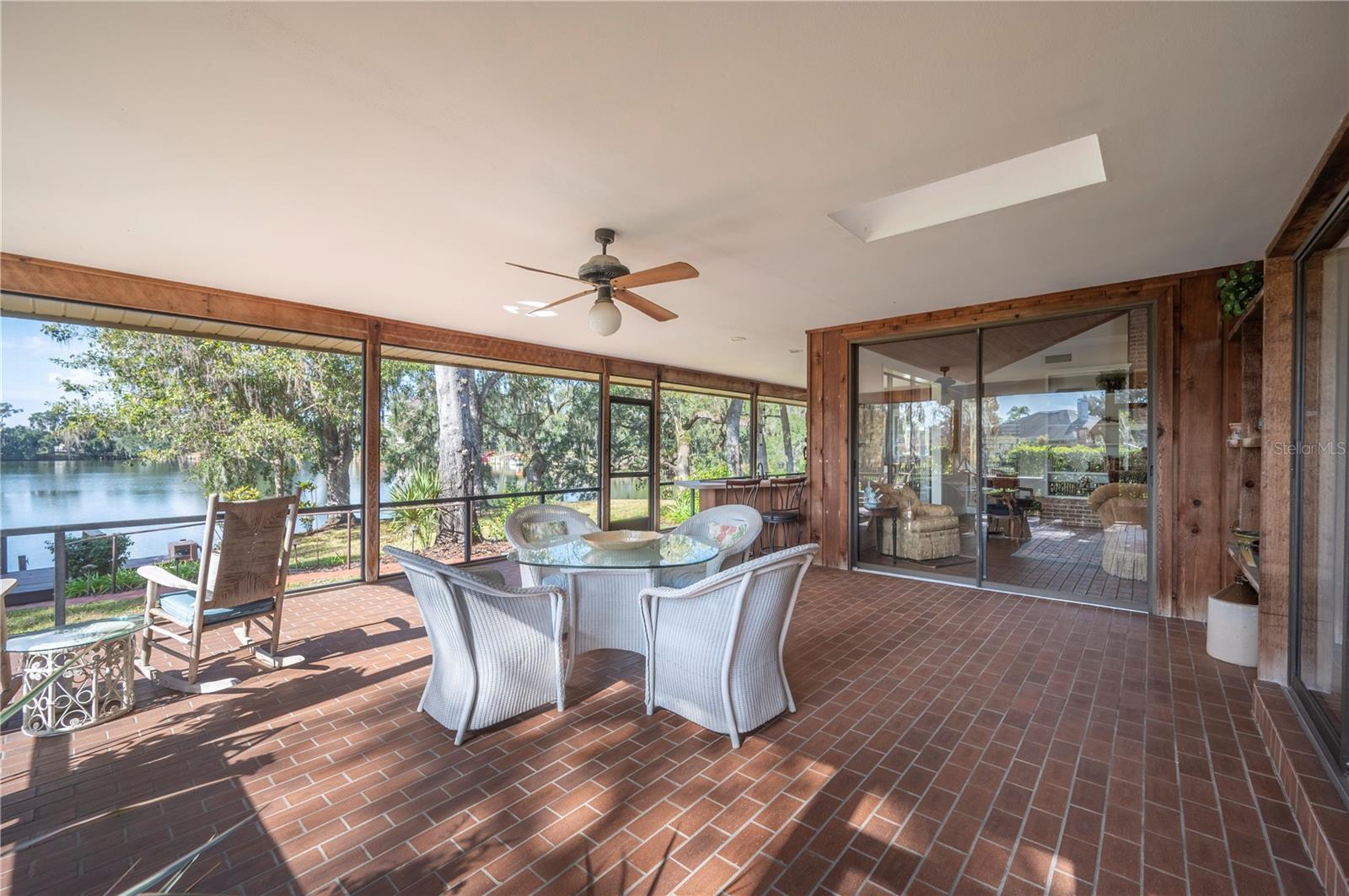 Image 50 of 81 For 521 Century Oak Court