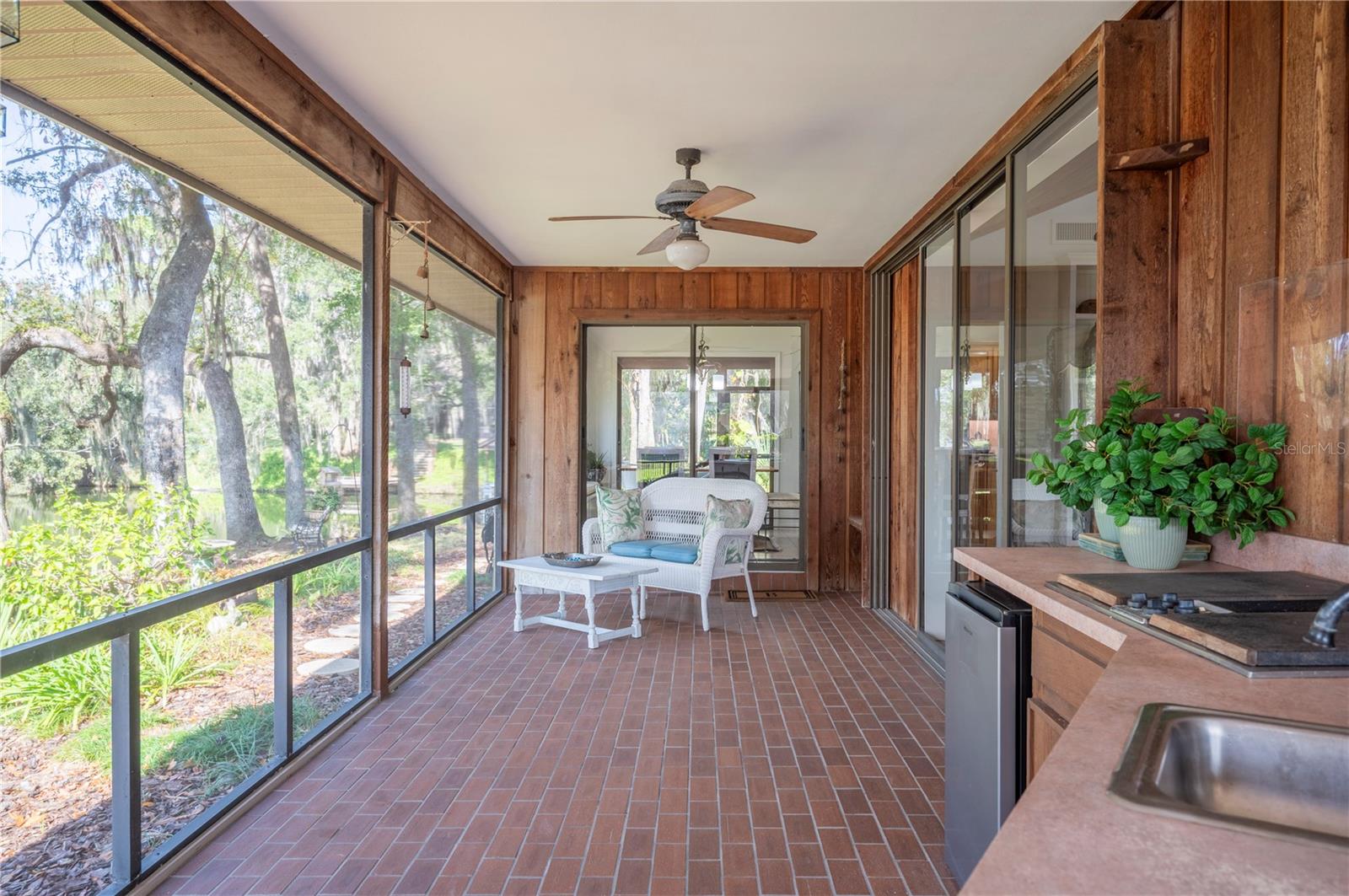 Image 52 of 81 For 521 Century Oak Court