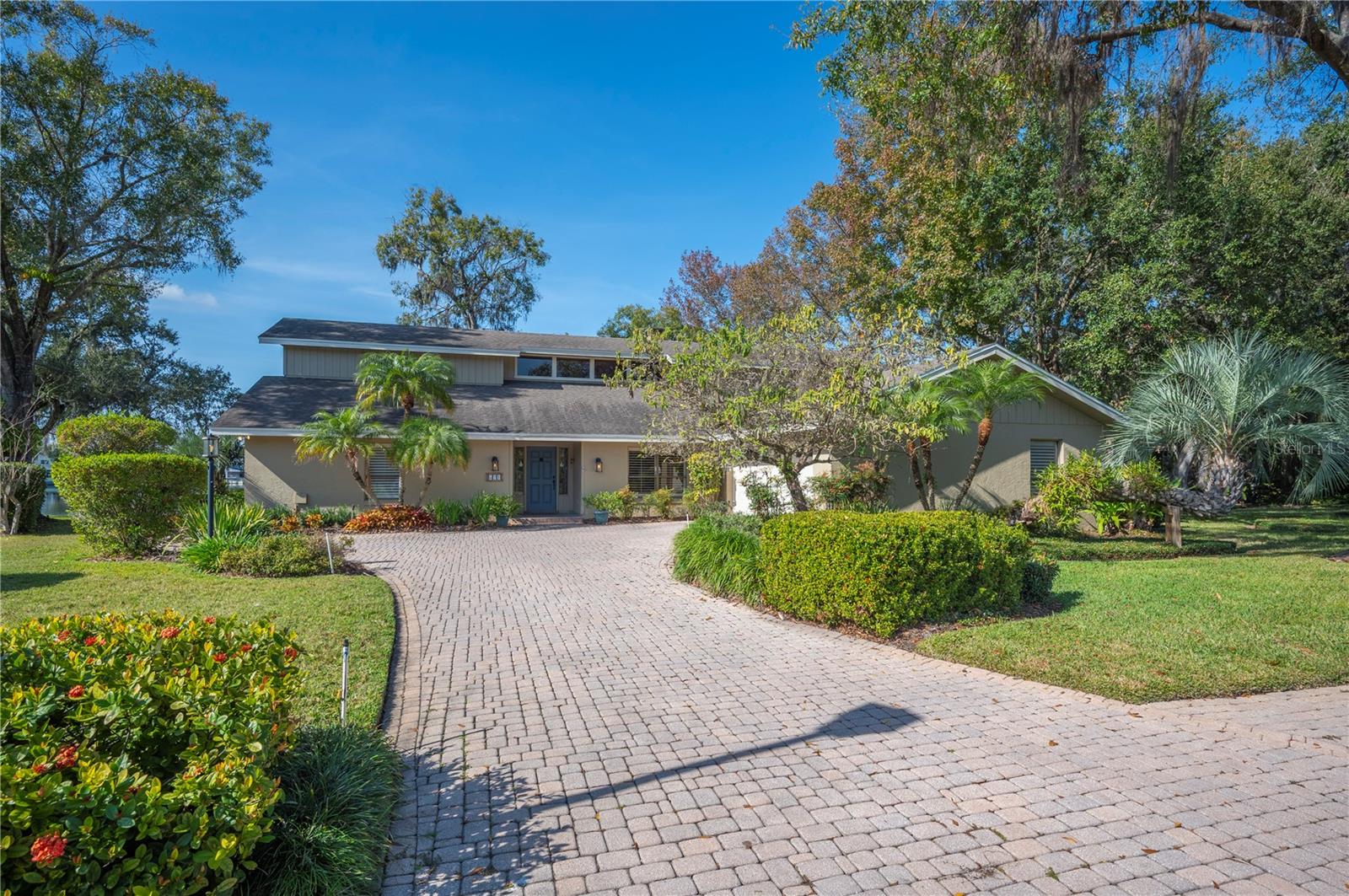 Image 61 of 81 For 521 Century Oak Court