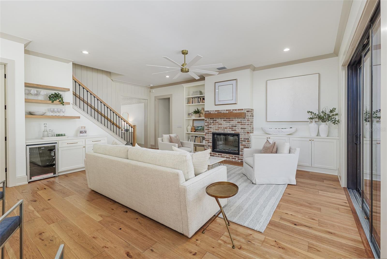 Image 10 of 85 For 2611 Berkeley Avenue