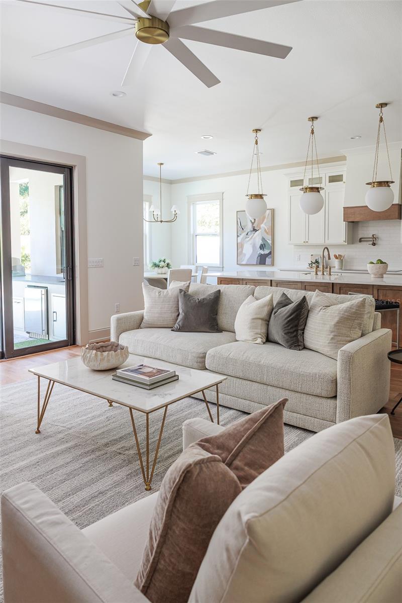 Image 66 of 85 For 2611 Berkeley Avenue