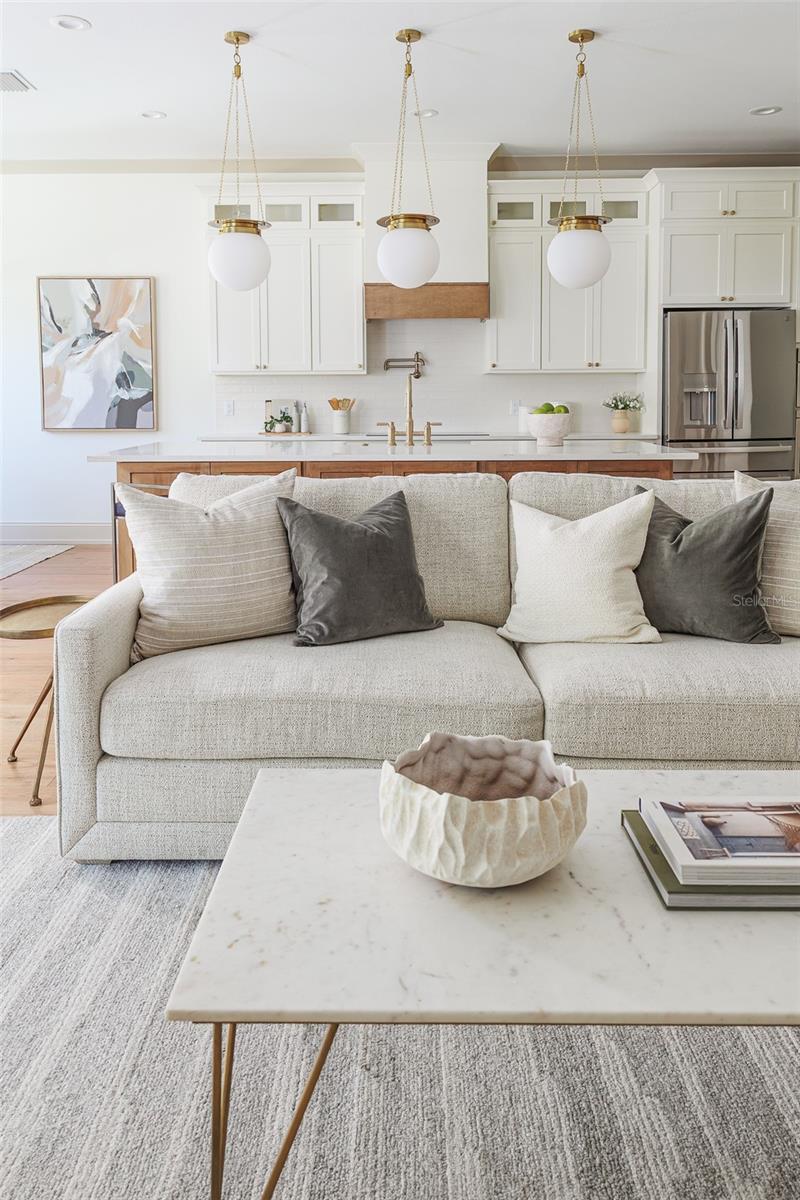 Image 67 of 85 For 2611 Berkeley Avenue