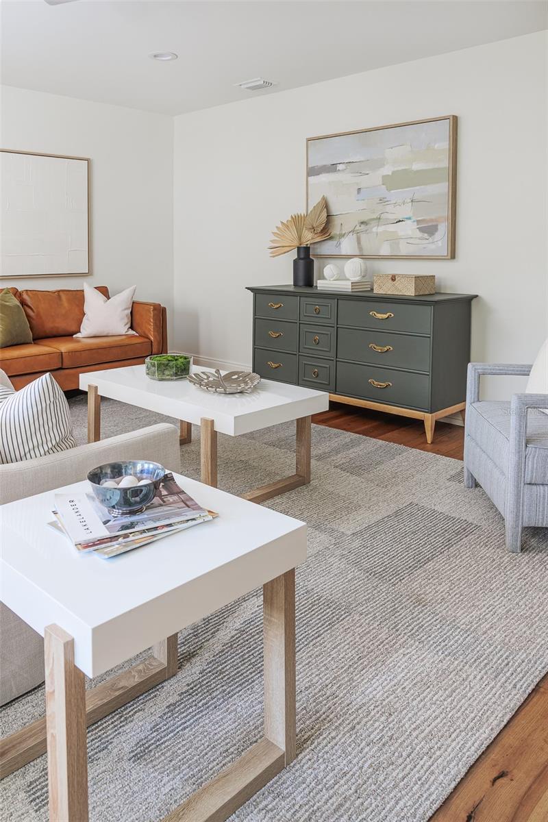 Image 74 of 85 For 2611 Berkeley Avenue