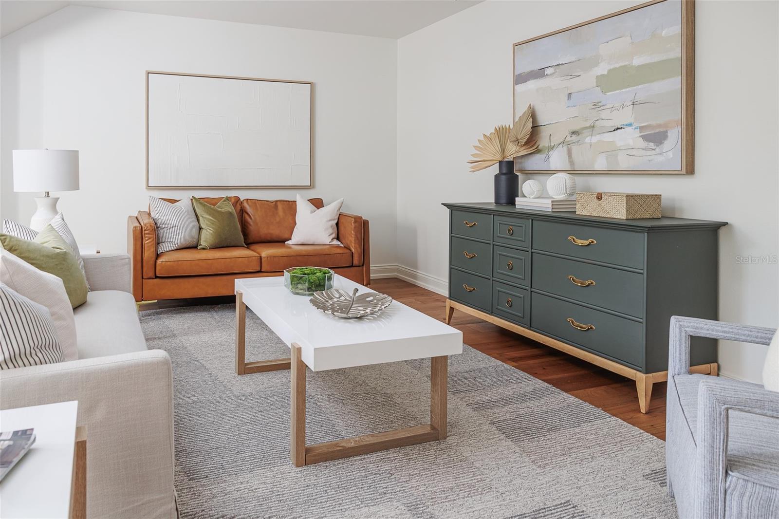 Image 78 of 85 For 2611 Berkeley Avenue