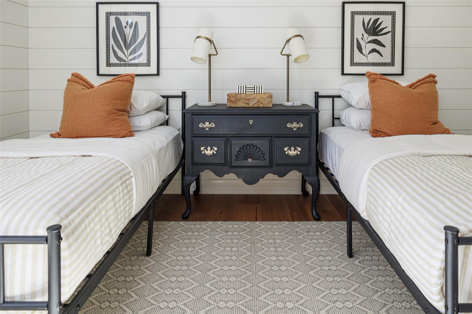 Image 84 of 85 For 2611 Berkeley Avenue