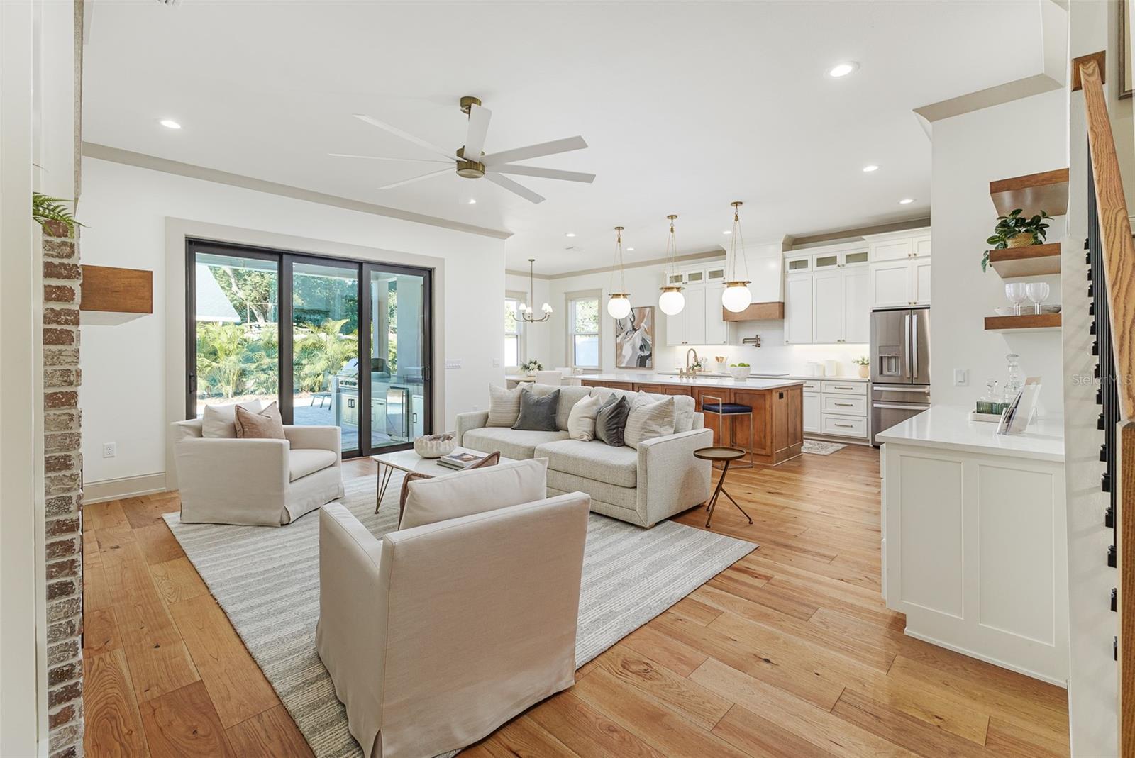 Image 9 of 85 For 2611 Berkeley Avenue