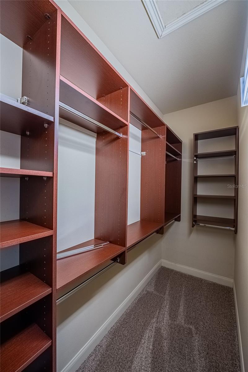 Image 23 of 53 For 6658 Crescent Woods Circle