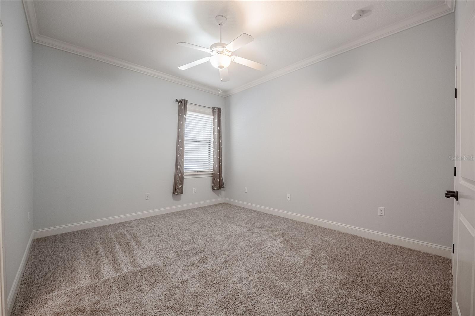 Image 40 of 53 For 6658 Crescent Woods Circle