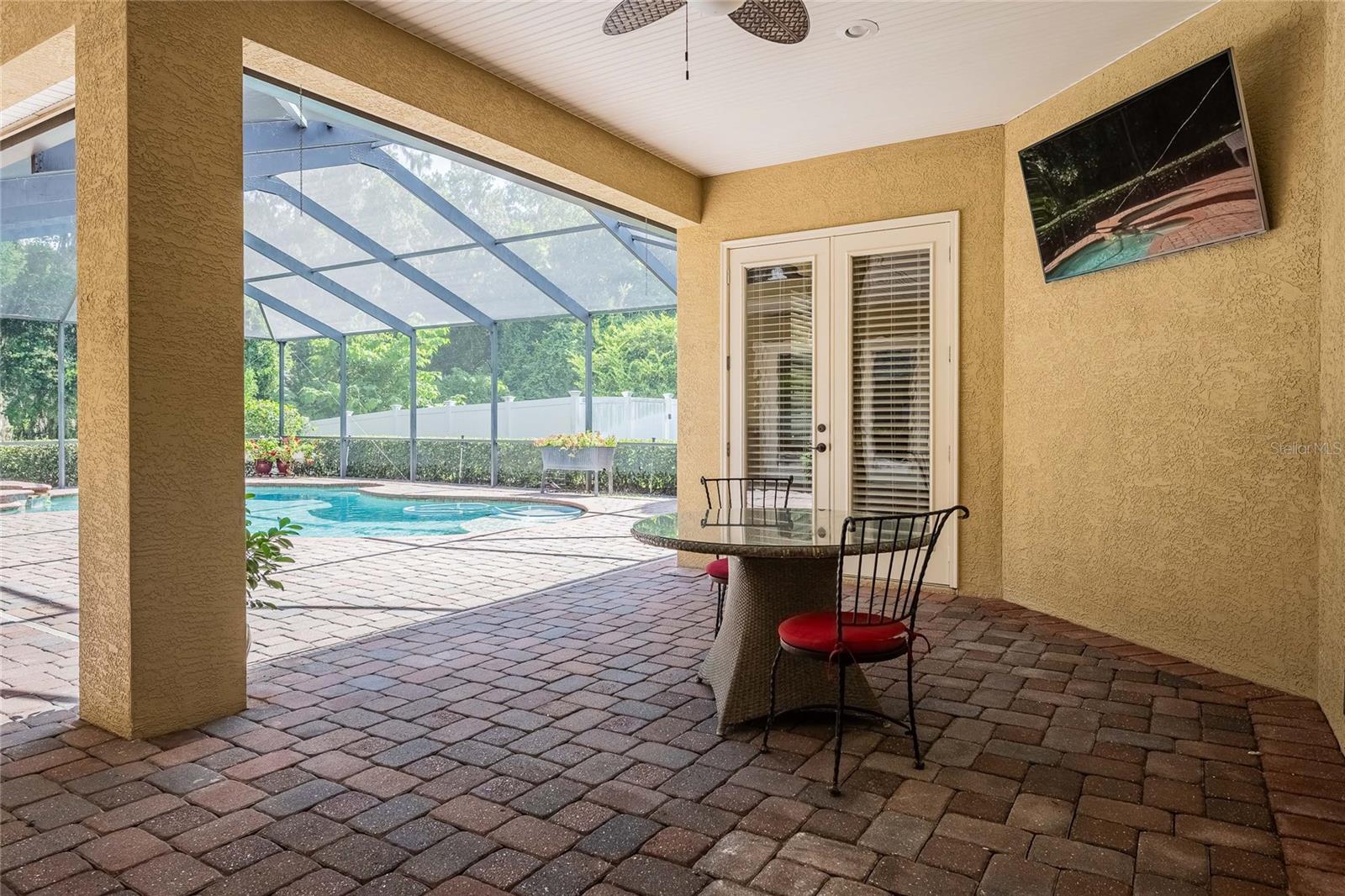 Image 43 of 53 For 6658 Crescent Woods Circle