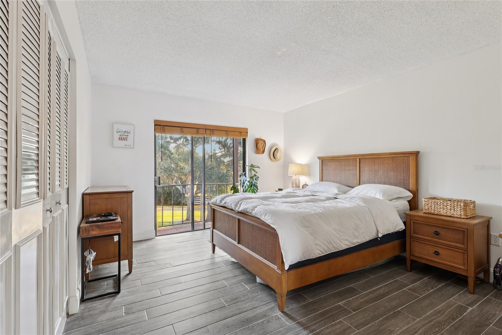 Image 16 of 27 For 202 La Casa 202