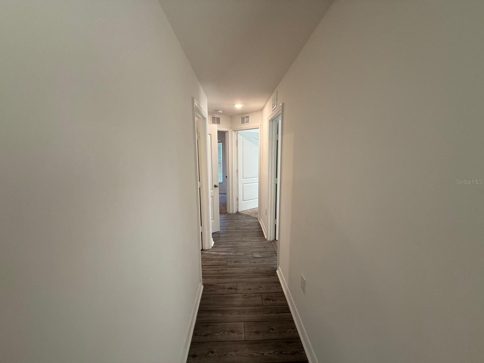 Image 13 of 22 For 1391 Swan Lake Circle