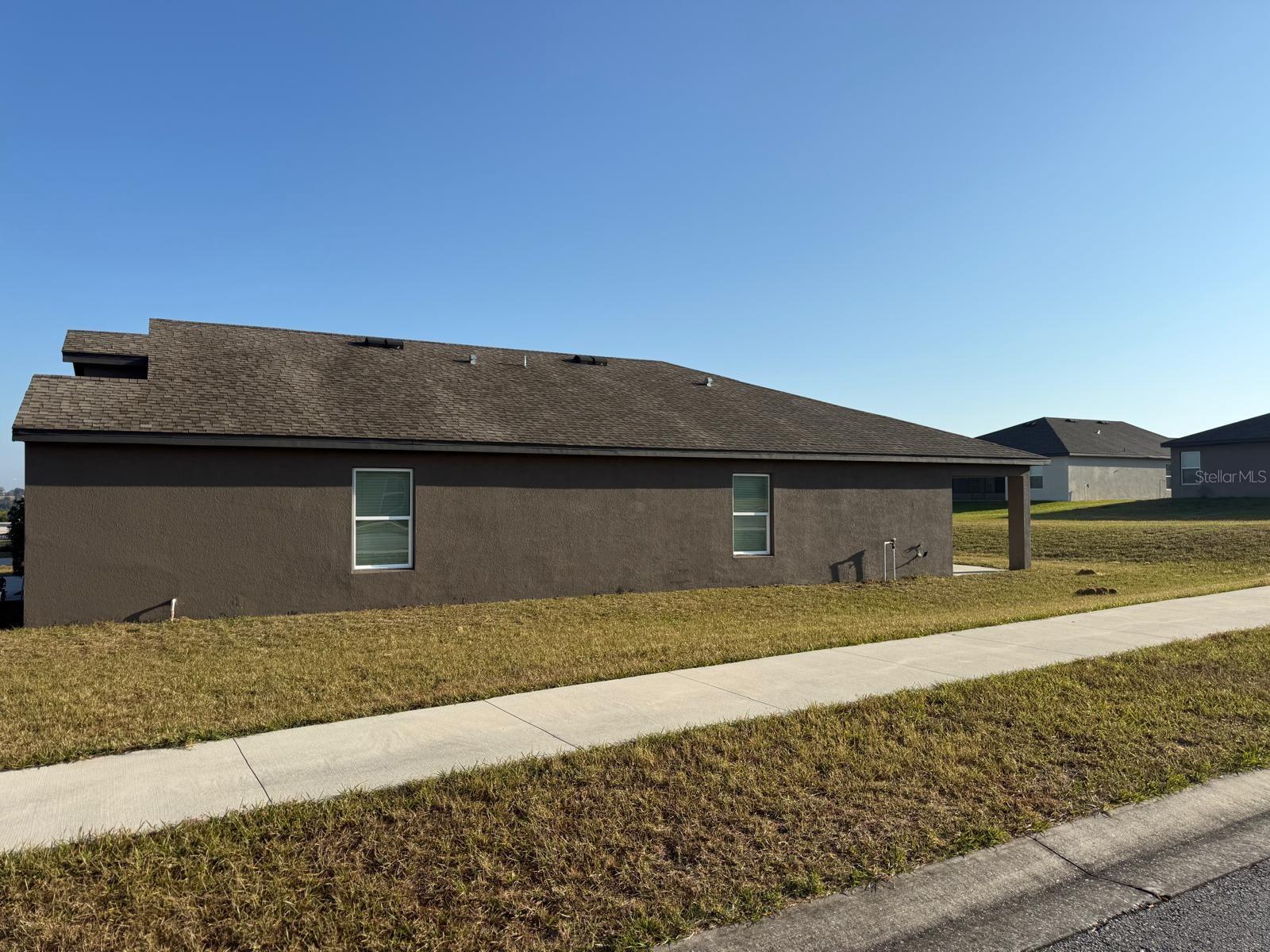 Image 21 of 22 For 1391 Swan Lake Circle