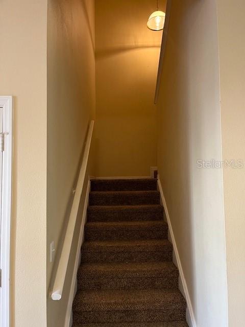 Image 26 of 34 For 2061 Winterset Drive