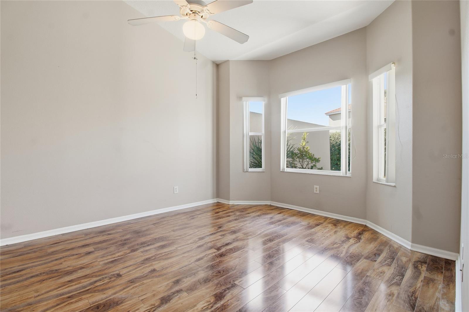 Image 30 of 50 For 556 Brunello Drive