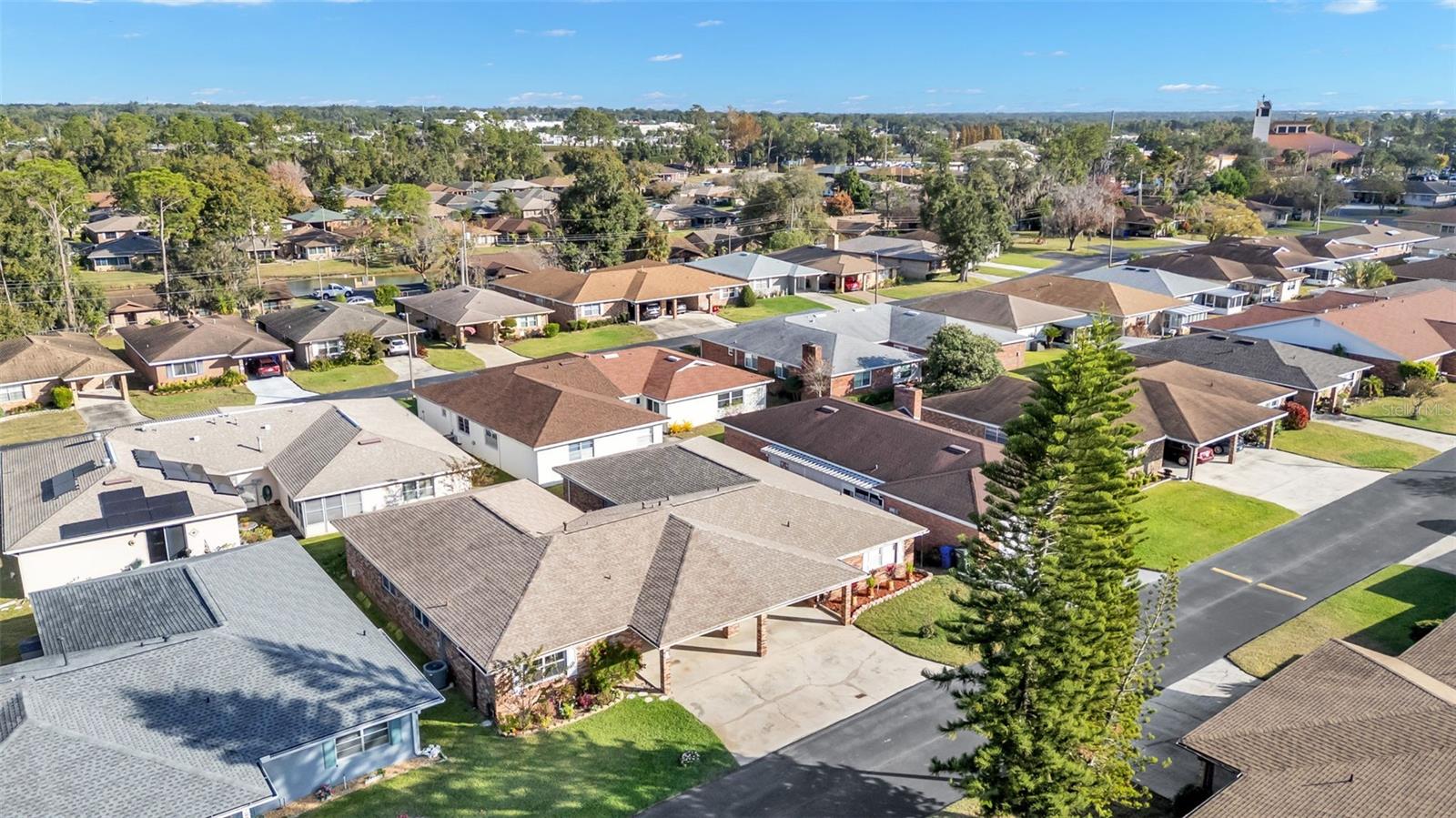 Image 29 of 30 For 553 Villa Vista Boulevard