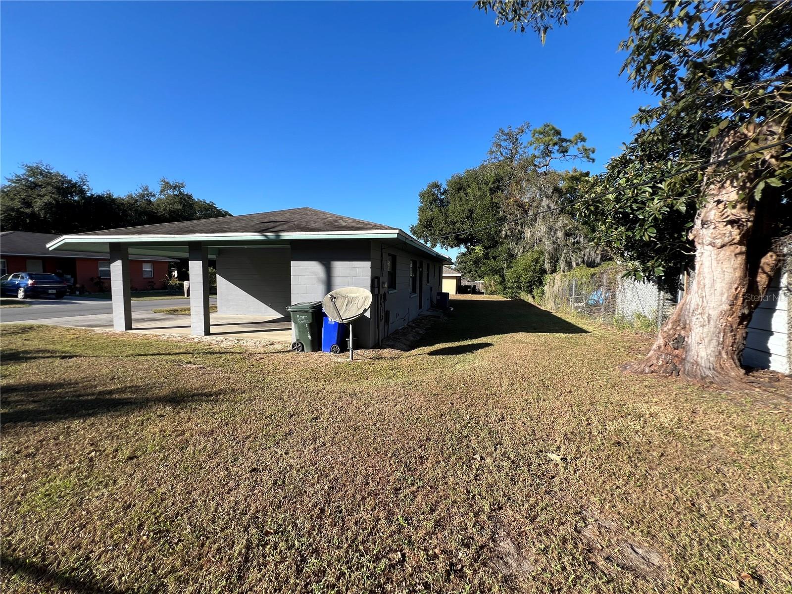 Image 3 of 8 For 1615 Blossom Circle E