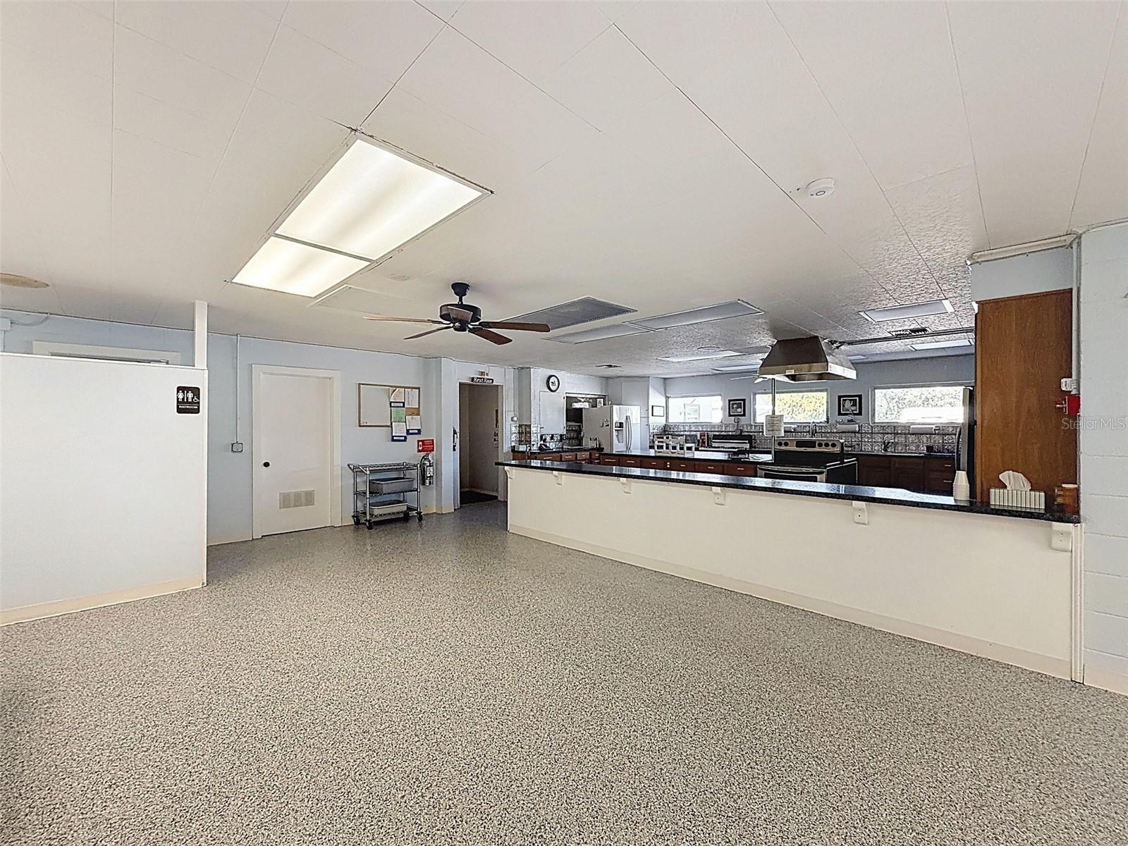 Image 32 of 43 For 1823 Blue Lake Drive