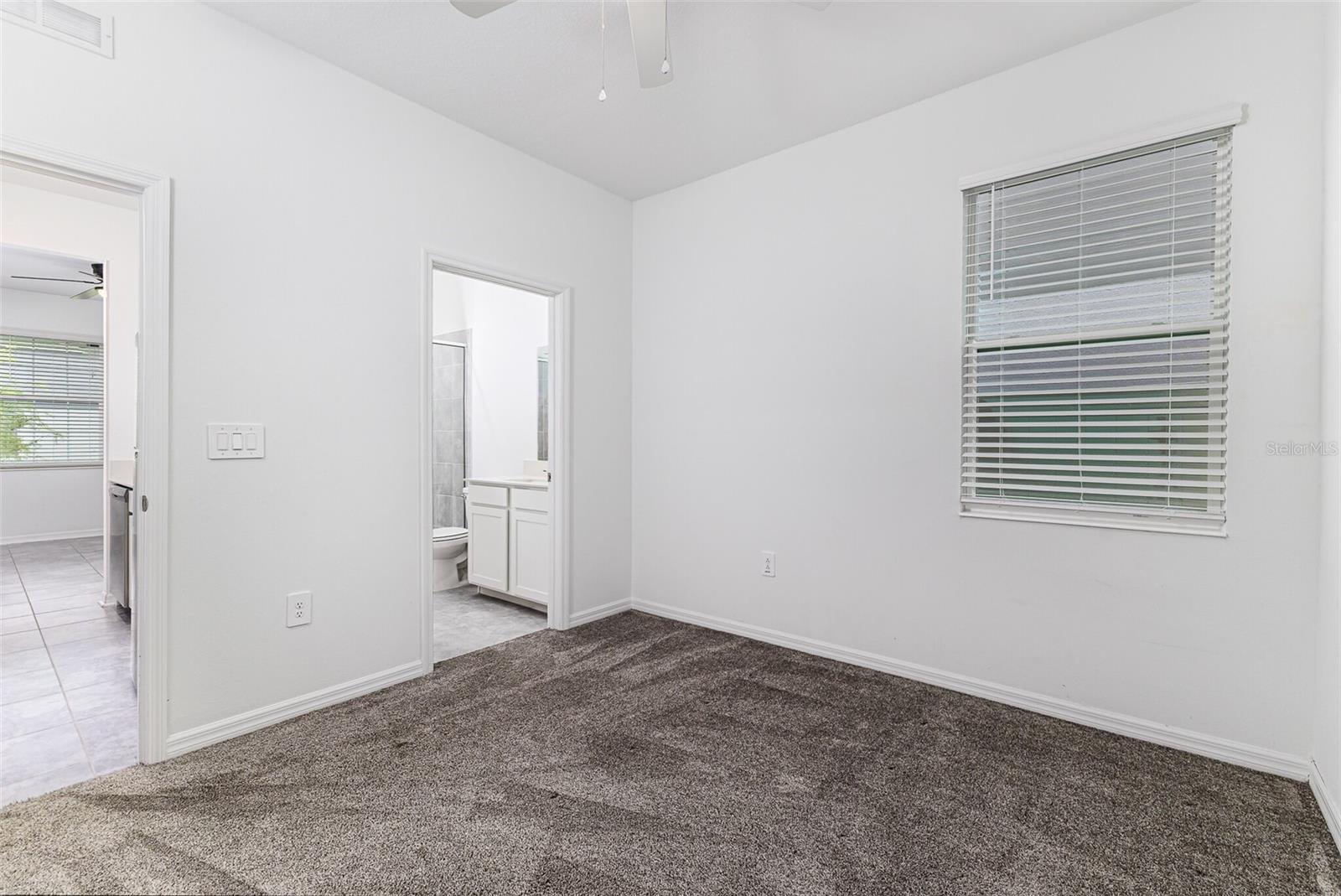 Image 25 of 29 For 1228 Tyler Loop