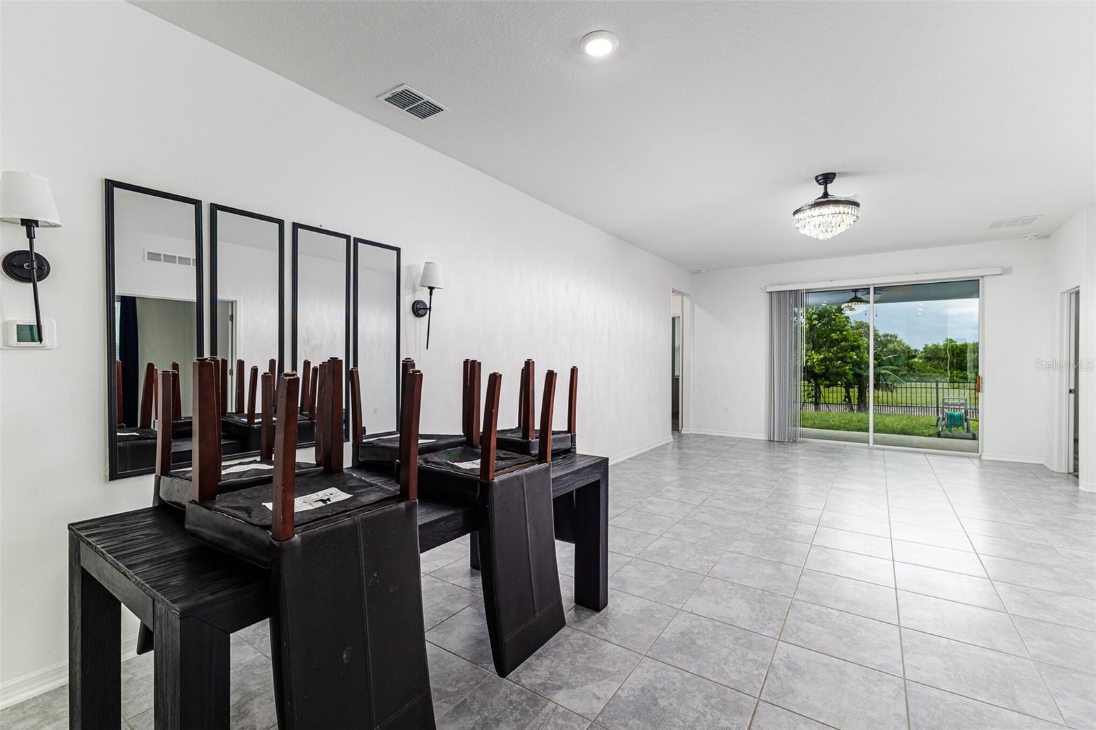 Image 9 of 29 For 1228 Tyler Loop