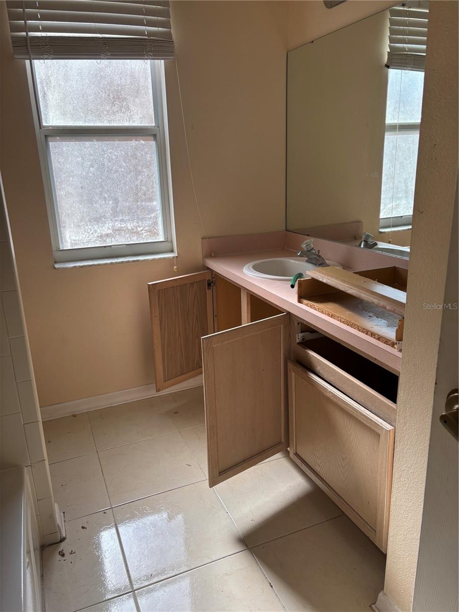 Image 30 of 40 For 396 Riggs Circle