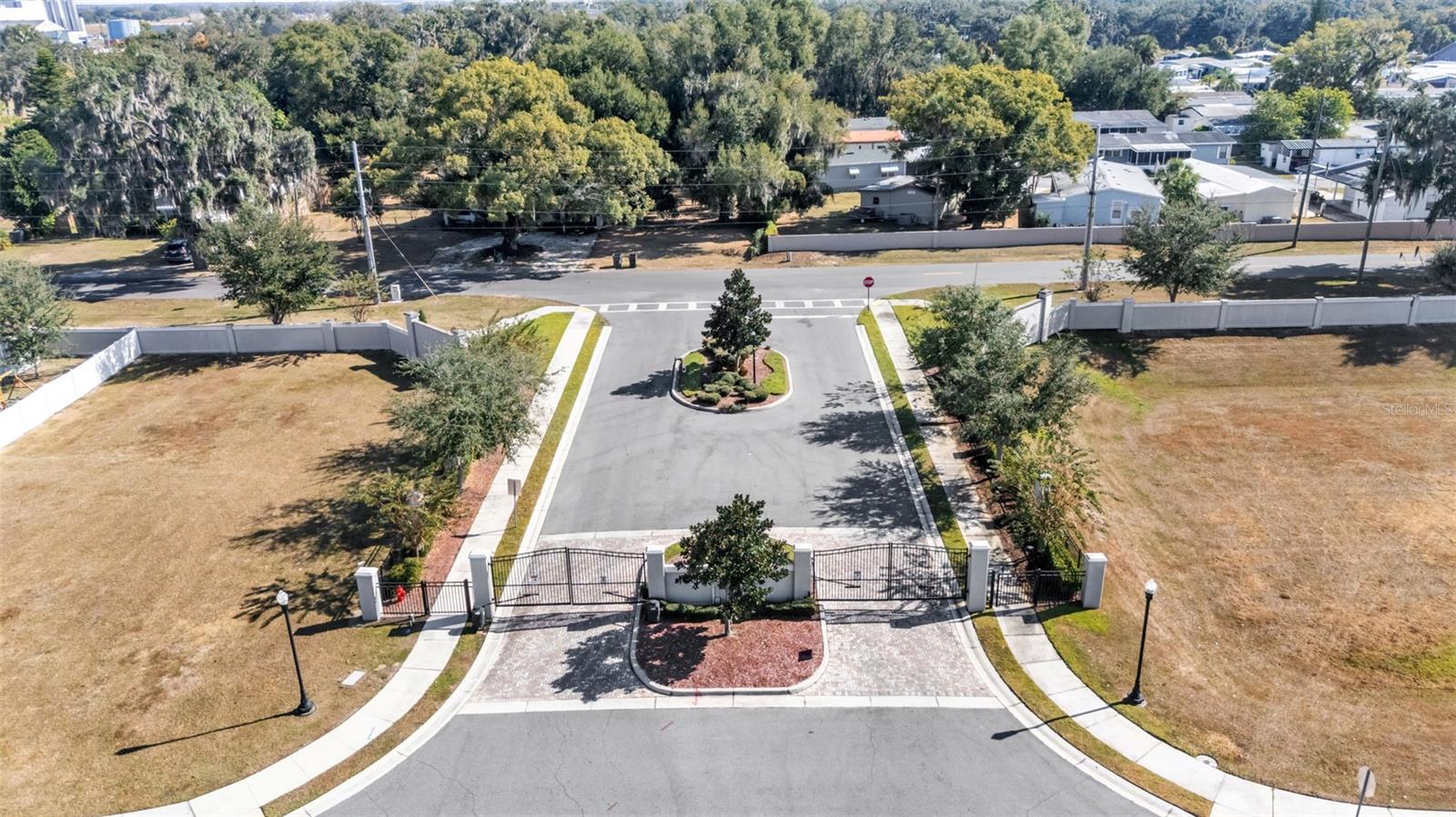 Image 6 of 44 For 278 Kissengen Park Drive