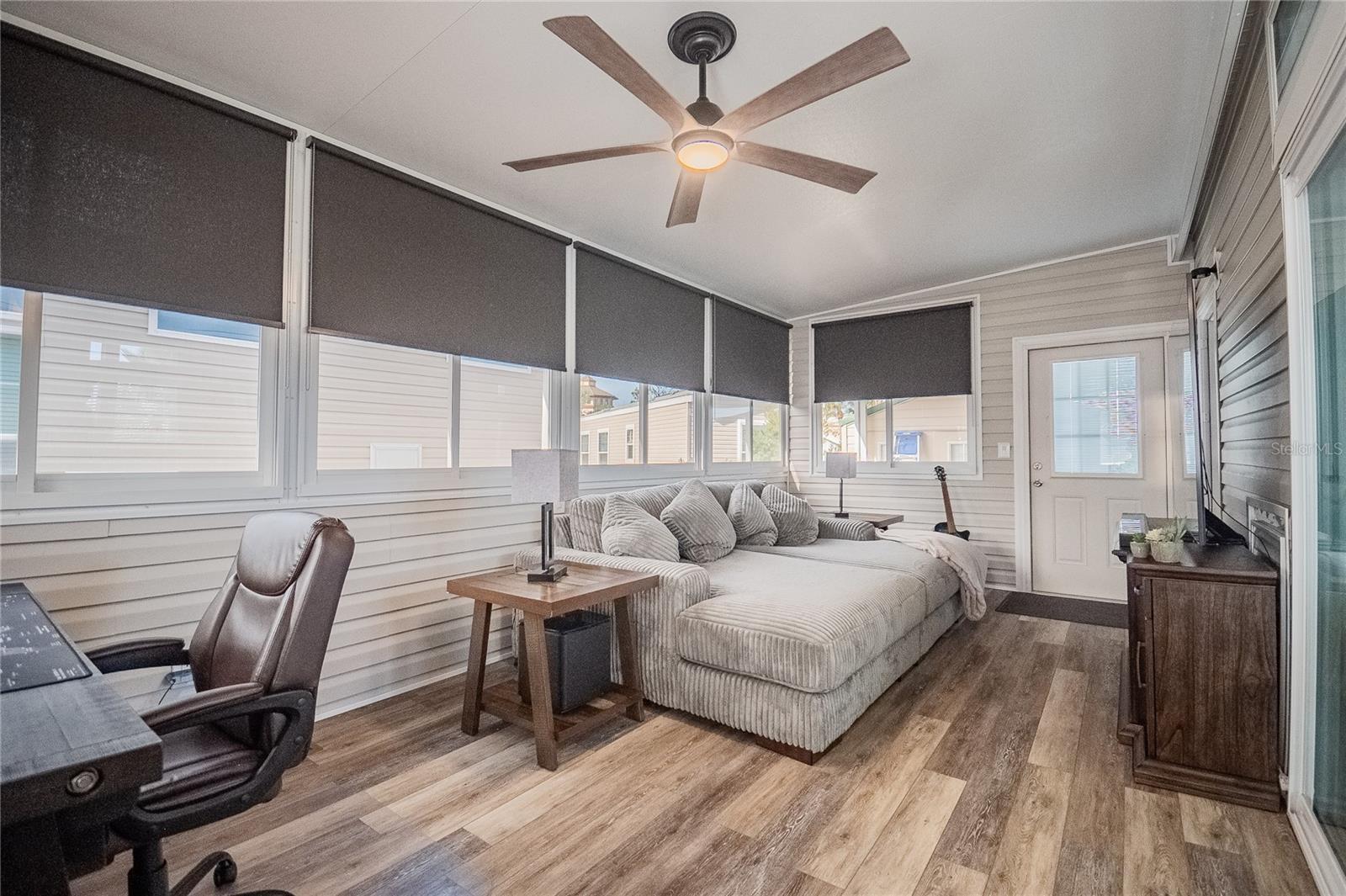 Image 9 of 31 For 2415 Citrus Tree Road