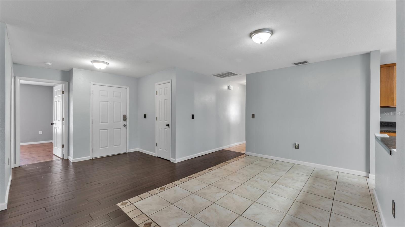 Image 13 of 43 For 6014 Doe Circle W