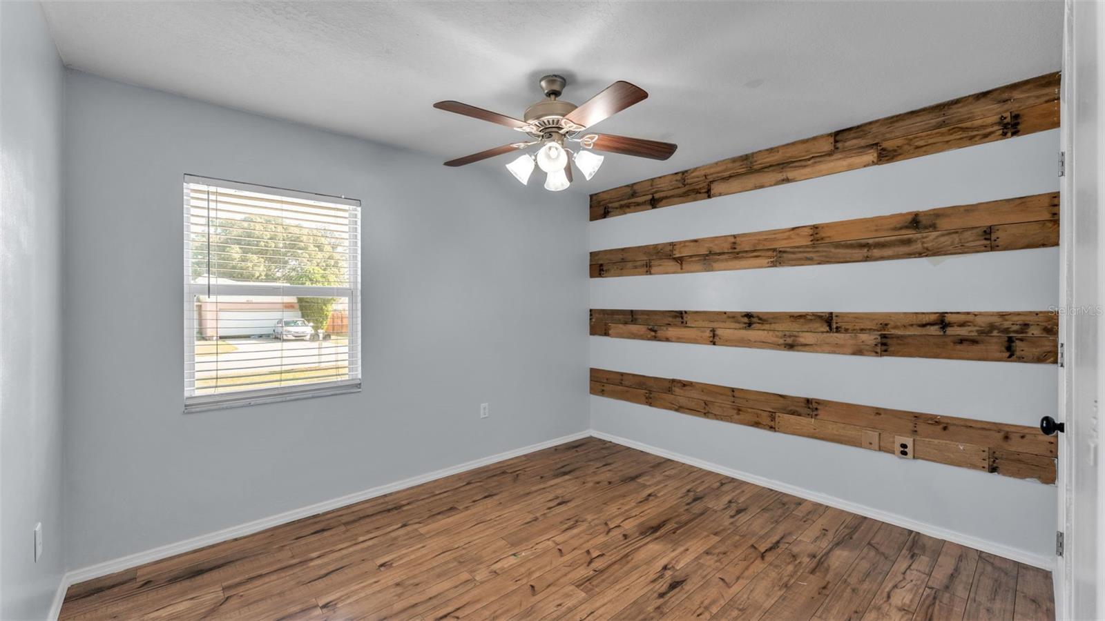 Image 25 of 43 For 6014 Doe Circle W