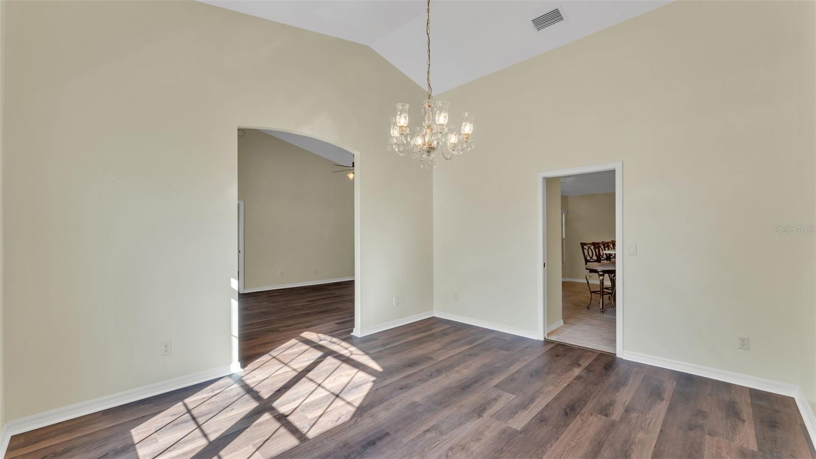 Image 17 of 45 For 4647 15th Street