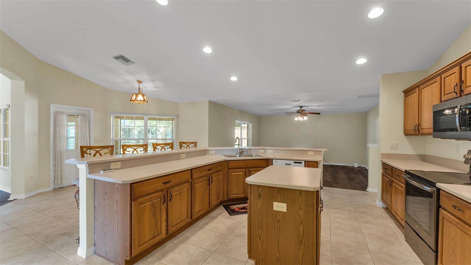 Image 24 of 45 For 4647 15th Street