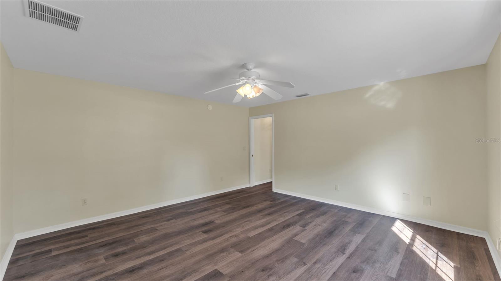 Image 33 of 45 For 4647 15th Street