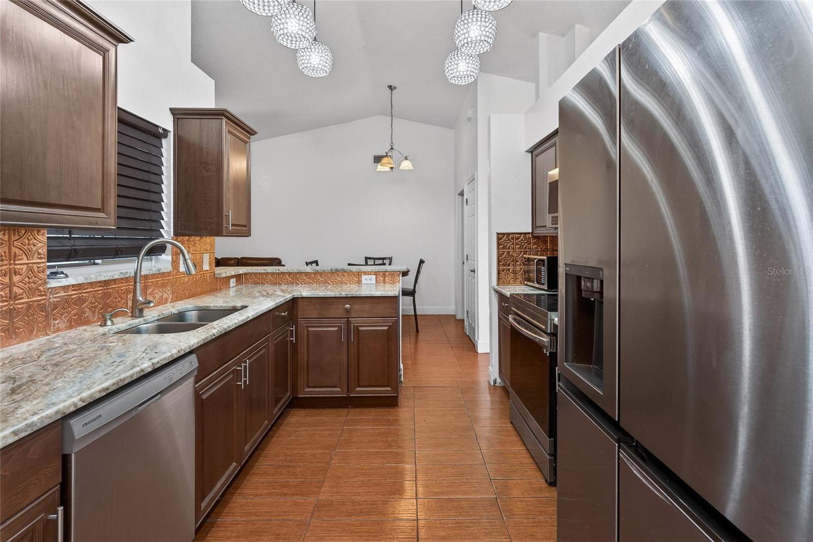 Image 14 of 25 For 1335 Laurel Glen Drive