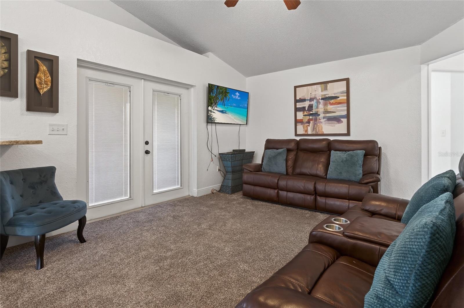 Image 16 of 25 For 1335 Laurel Glen Drive