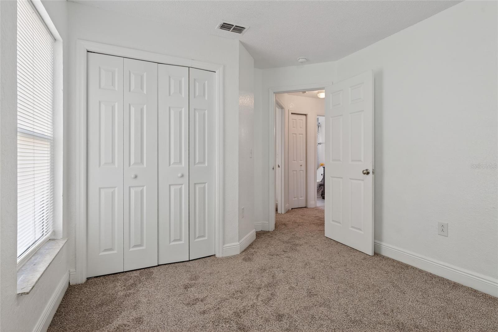 Image 18 of 25 For 1335 Laurel Glen Drive