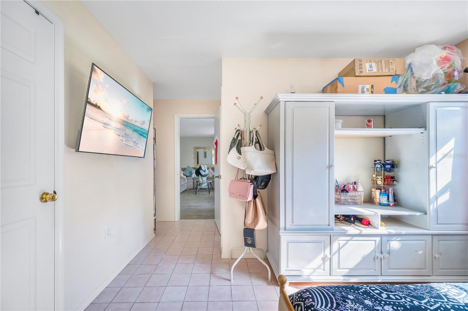 Image 16 of 34 For 2330 Wydine Drive